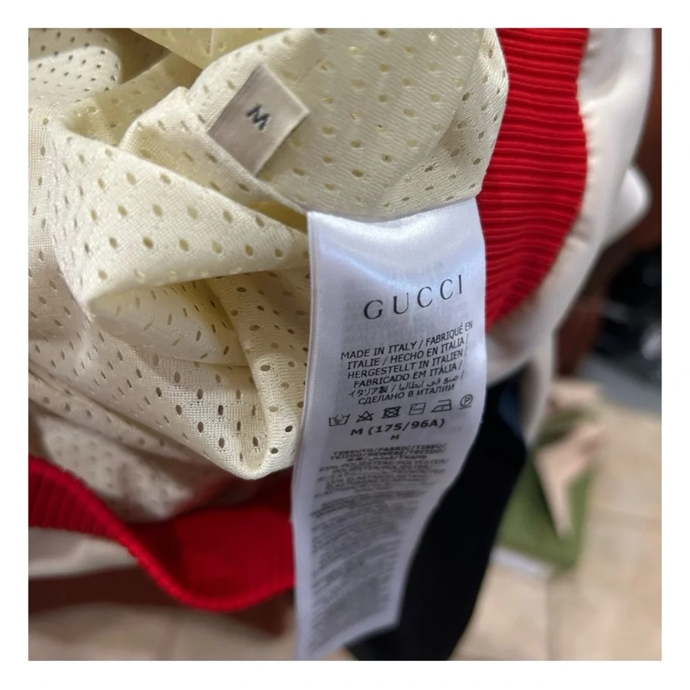 Unisex Gucci light neoprene Gucci logo hoodie size medium fits like large - Picture 3 of 5